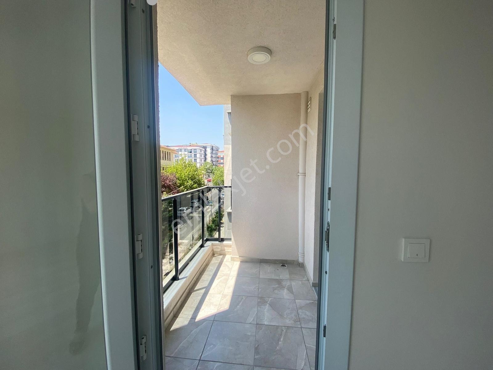 Semra Hanım Konaklarında Geniş 2+1 Ebeveyn Banyolu Kiralık Daire - Görsel 11