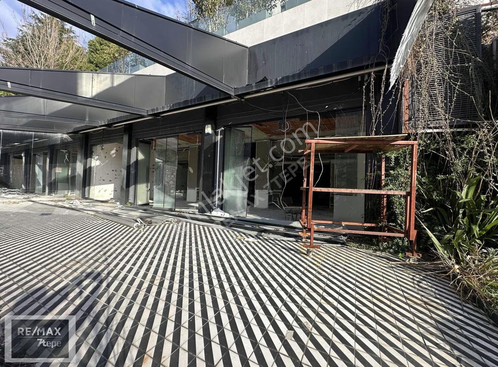Remax7tepe'den Acarkent'te Prestijli Konumda 490 M2 Ticari Alan - Görsel 7