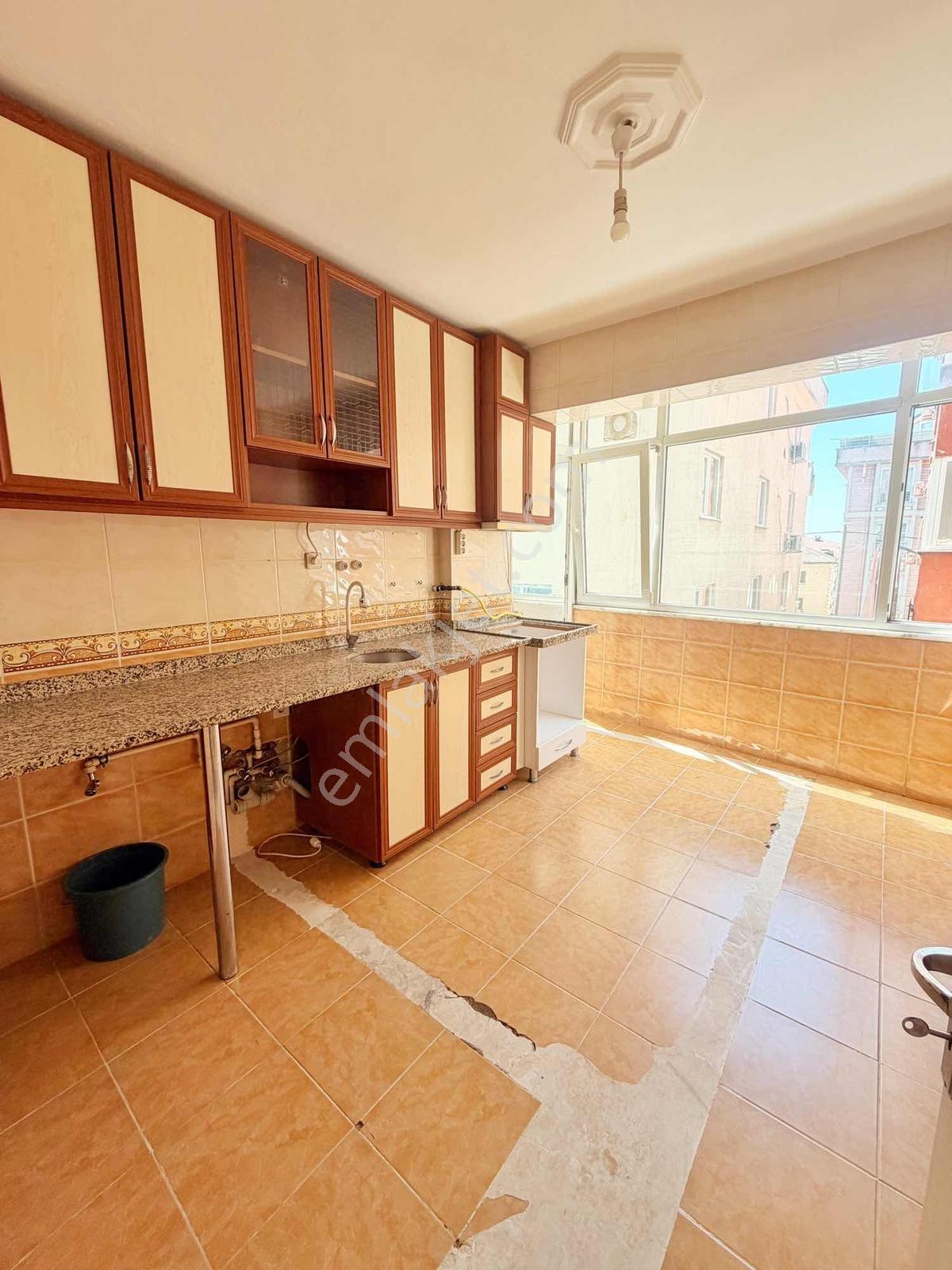 Familyadan Vialand Yakını 2+1 Balkonlu 90m2 Yüksek Giriş Daire - Görsel 19