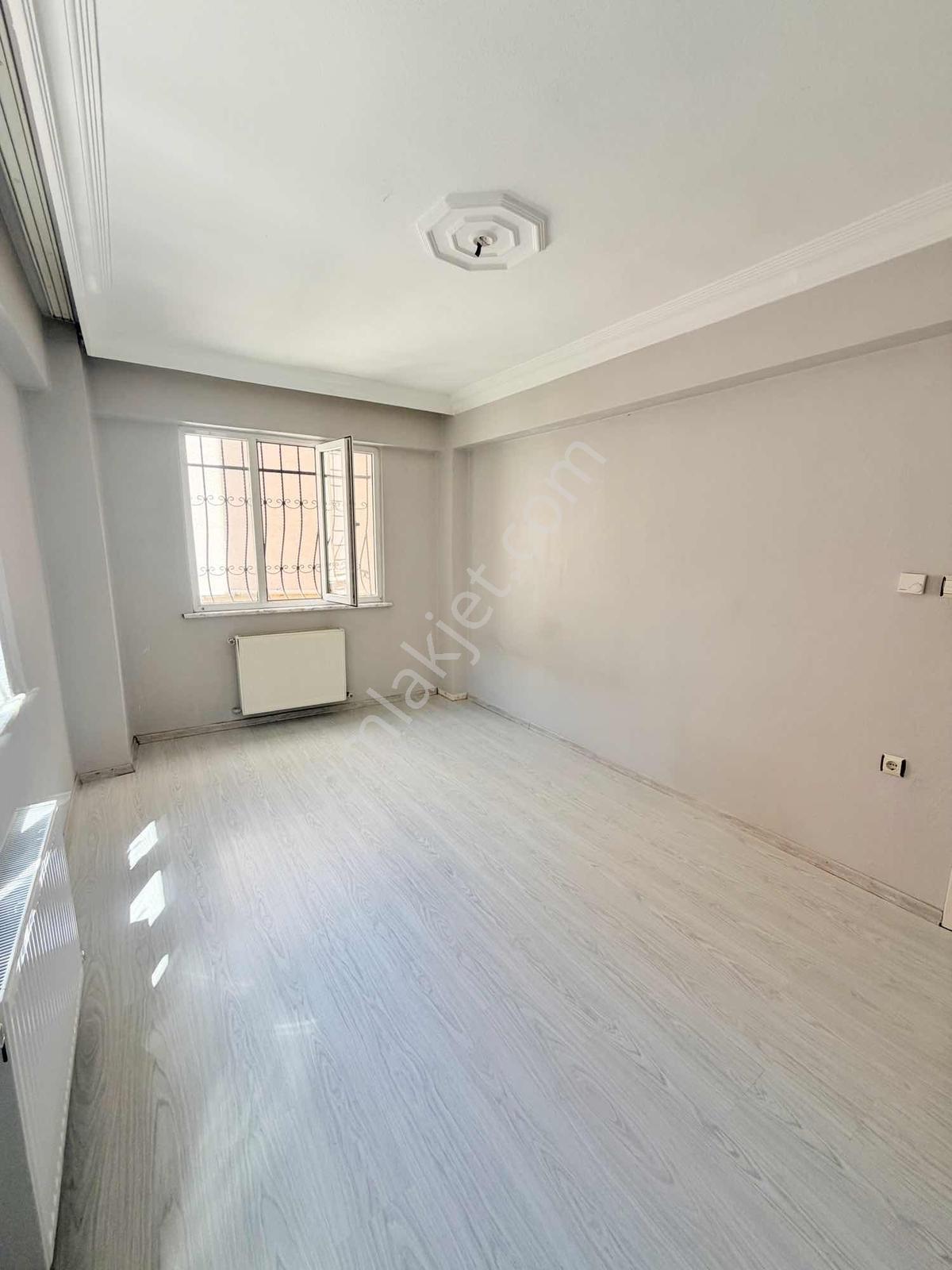Familyadan Vialand Yakını 2+1 Balkonlu 90m2 Yüksek Giriş Daire - Görsel 20
