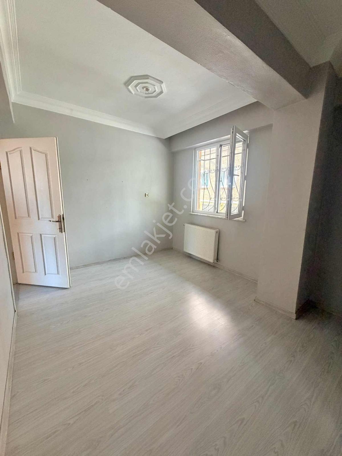 Familyadan Vialand Yakını 2+1 Balkonlu 90m2 Yüksek Giriş Daire - Görsel 6