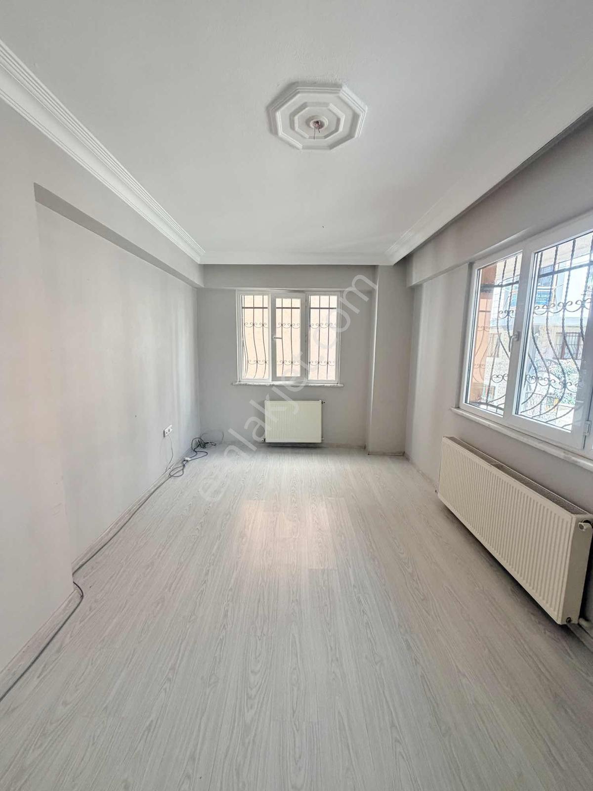 Familyadan Vialand Yakını 2+1 Balkonlu 90m2 Yüksek Giriş Daire - Görsel 10