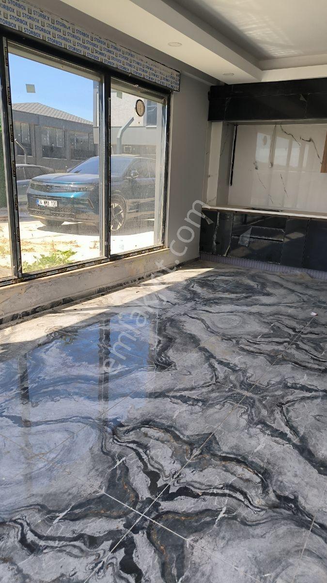Kiralık Muhteşem Kullanımlı Havuzlu - Görsel 15