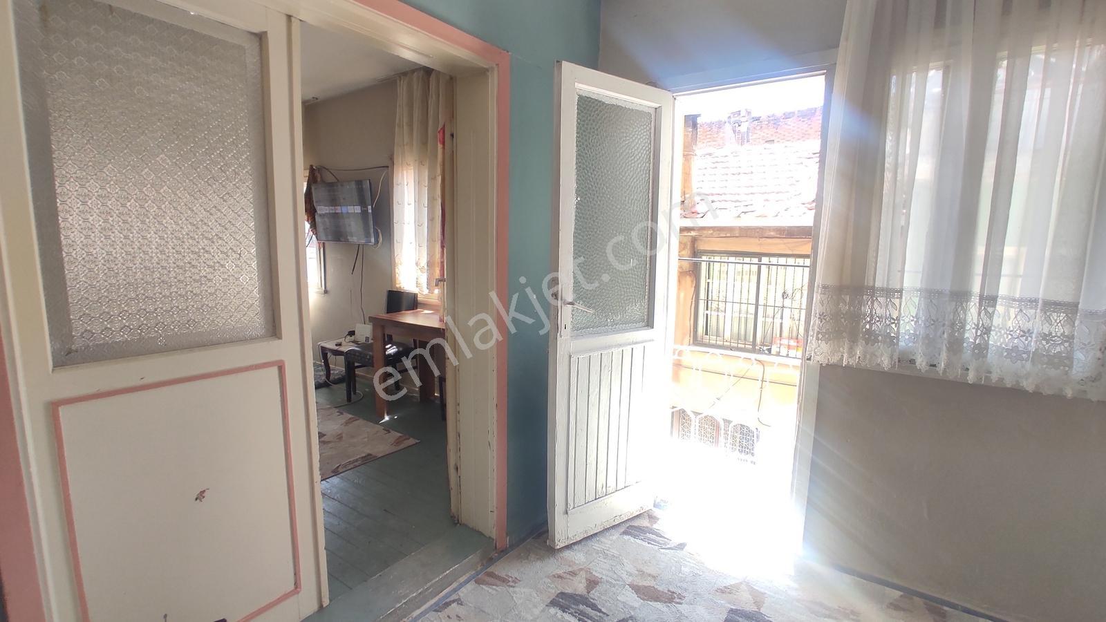 Yenidoğan Mh.de Kiracılı Müstakil 3 Adet Daire Tek Binada - Görsel 20