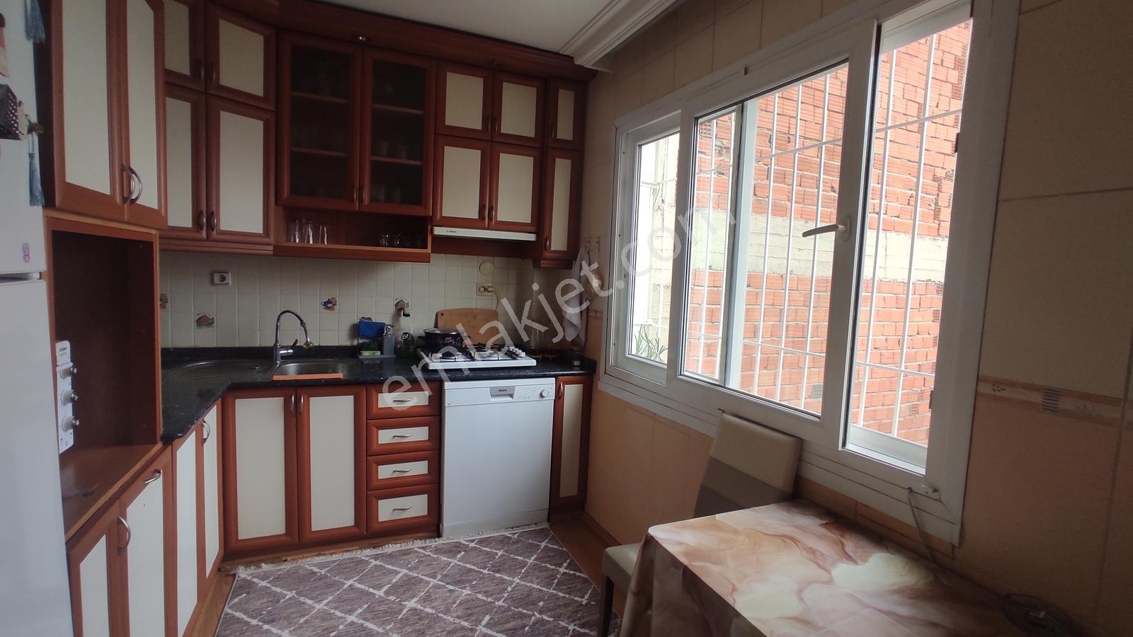Gültepe'de 125 M2 2 Oda 1 Salon 3 Balkon Bakımlı Daire - Görsel 25