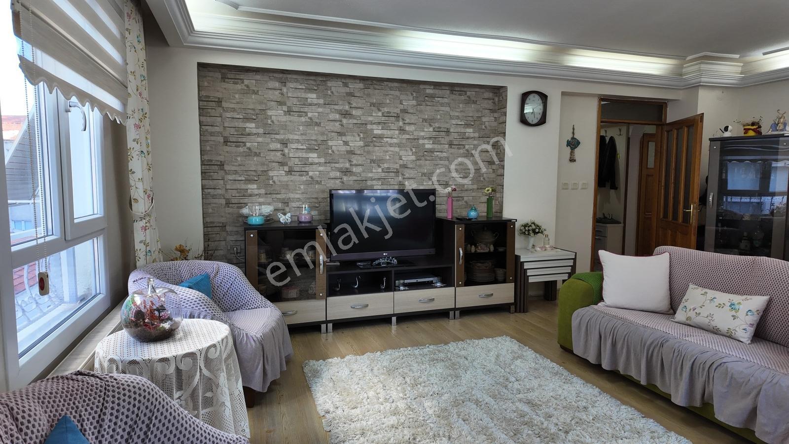 Şirinyer Menderes Cd. 3 Oda 1 Salon Köşe Daire - Görsel 6