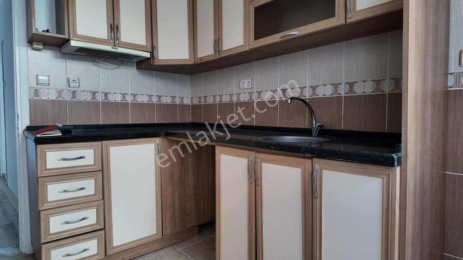 Ufuk Mh. Meydana Bakan Çift Cephe Cam Balkonlu Kiralık Daire - Görsel 6
