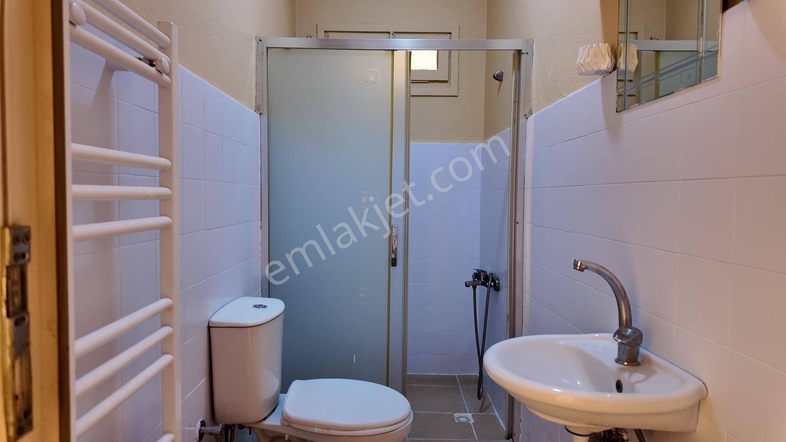 Laleli Mh. 1. Kat Geniş Kullanışlı 2 Oda 1 Salon Kapalı Mutfak - Görsel 19