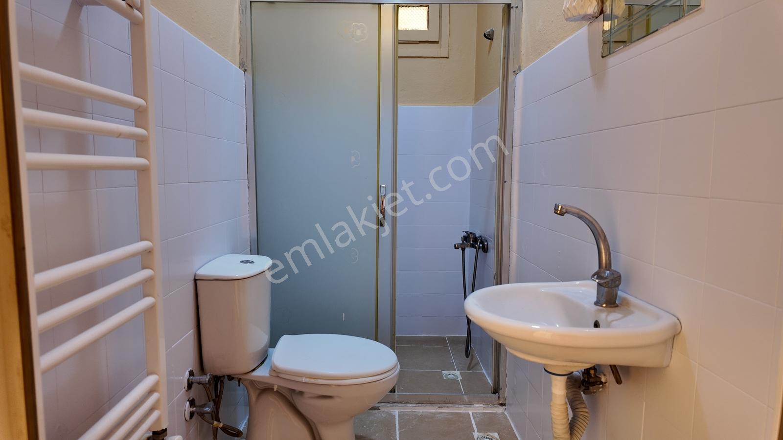 Laleli Mh. 1. Kat Geniş Kullanışlı 2 Oda 1 Salon Kapalı Mutfak - Görsel 22