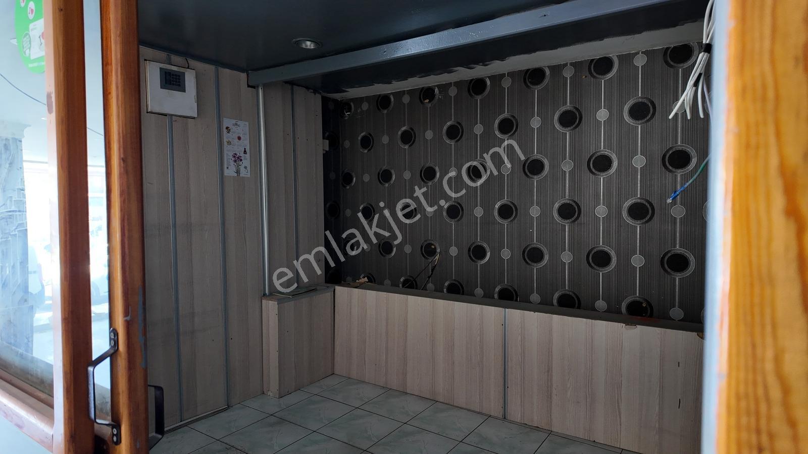 Ufuk Mh. Ana Cadde Üzeri Meydan Cepheli 200+40 M2 Kiralık Mağaza - Görsel 10