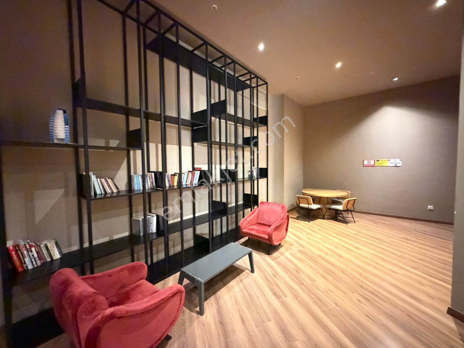 Nef 22 Ataköy E-5 Metro Yanı Prestijli Konum 1+1 Satılık Daire - Görsel 13