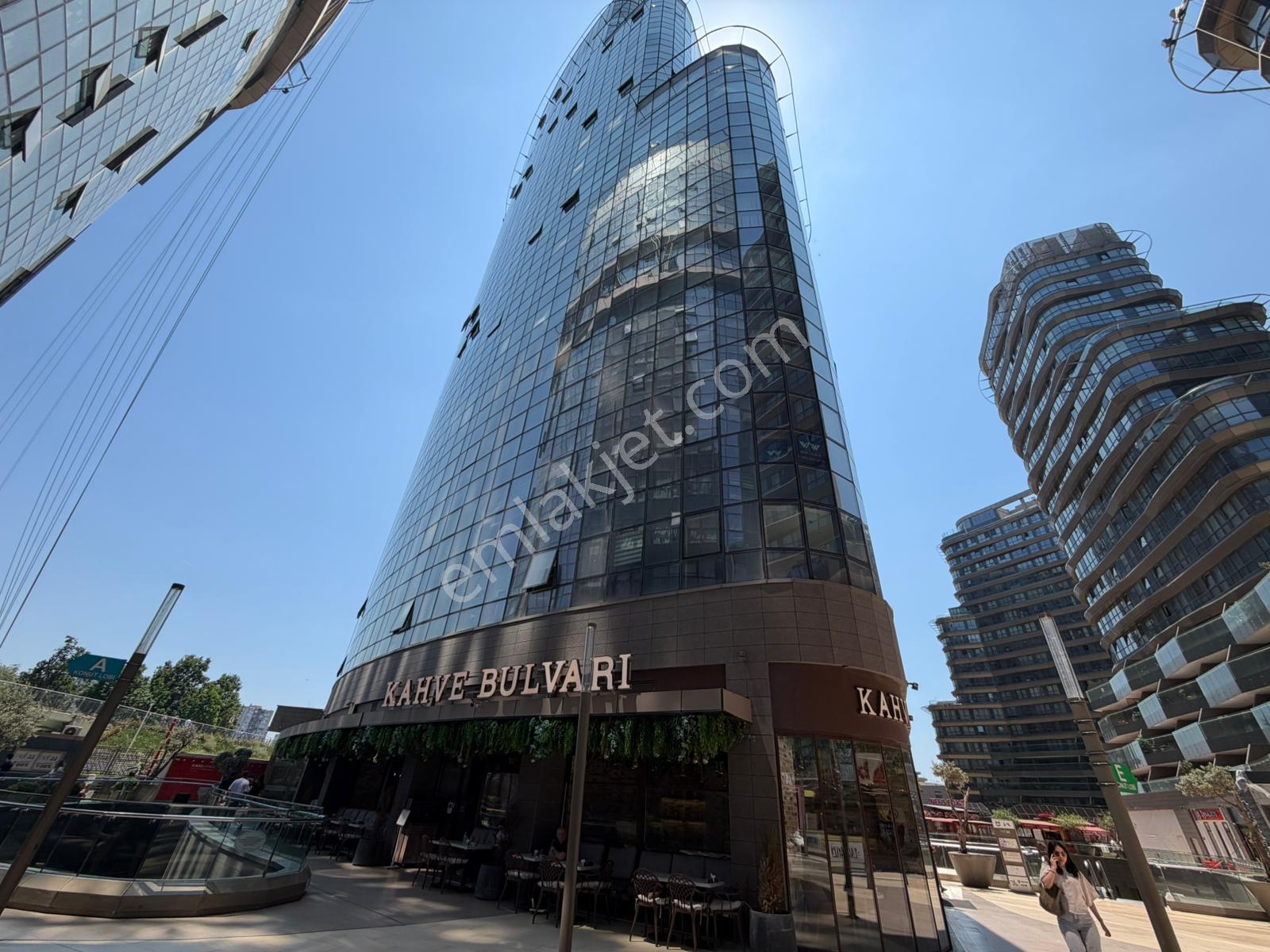 Nef 22 Ataköy E-5 Metro Yanı Prestijli Konum 1+1 Satılık Daire - Görsel 17