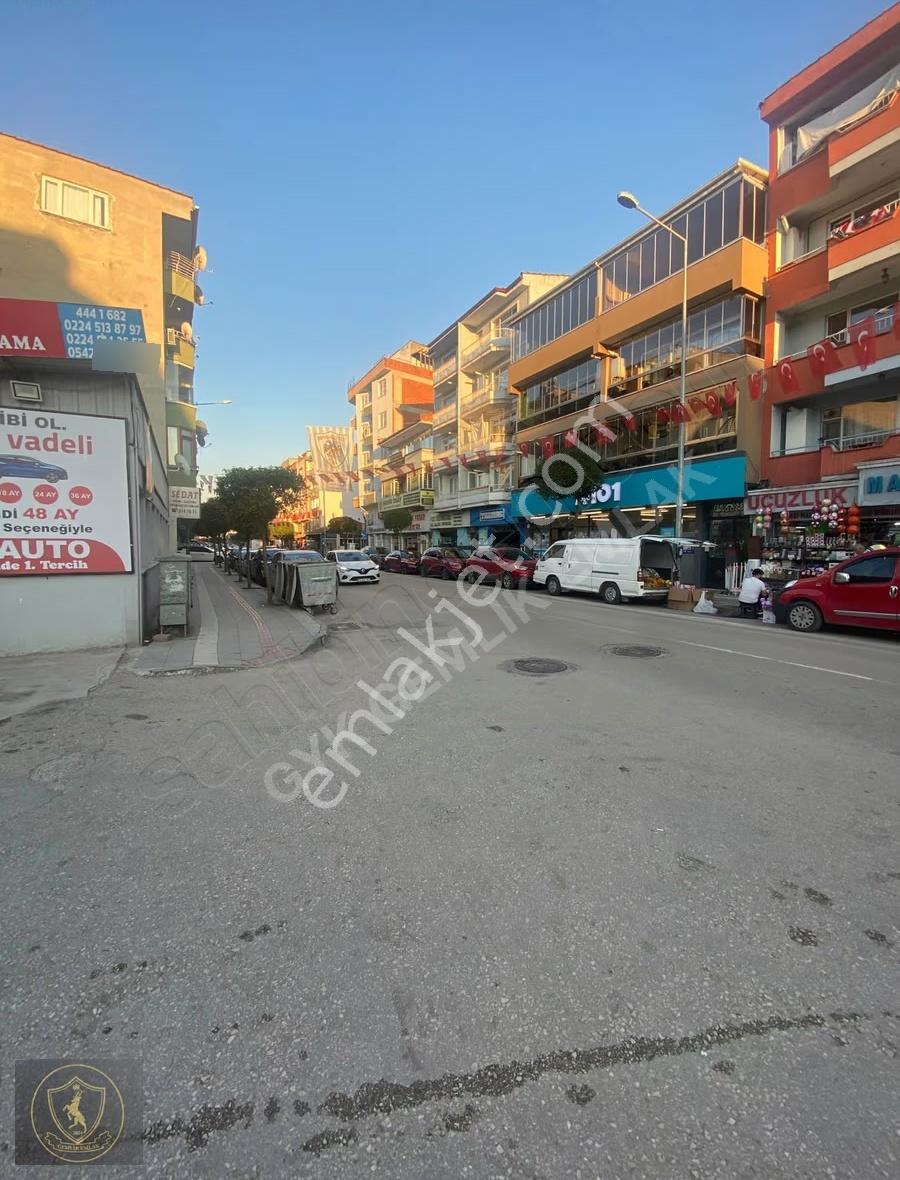 Gemlik Merkezde Satılık 3+1 Daire (ana Cadde Üzeri) - Görsel 21