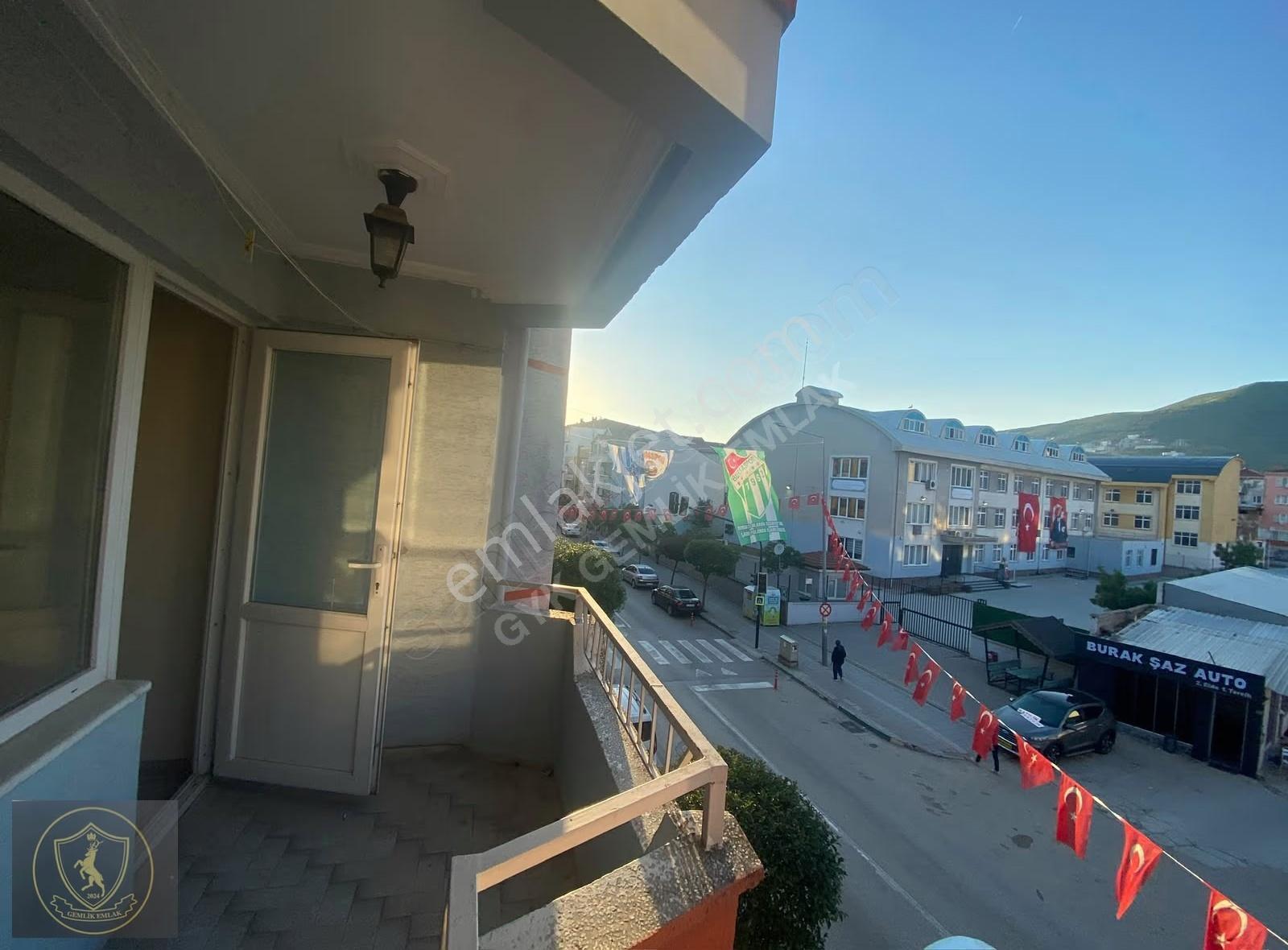 Gemlik Merkezde Satılık 3+1 Daire (ana Cadde Üzeri) - Görsel 23