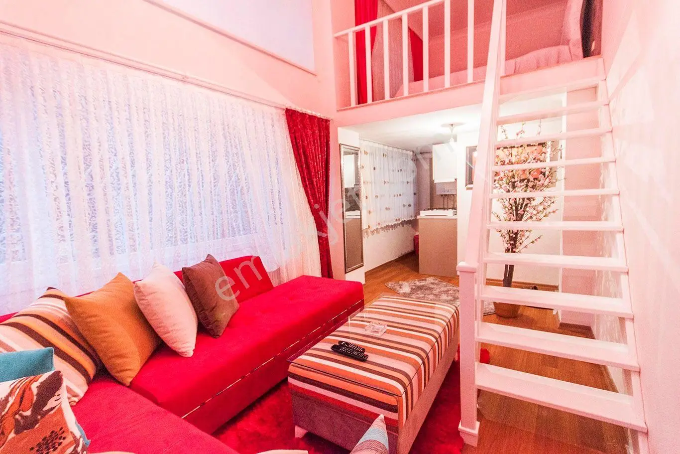 Şişli Merkezde Lux Temiz Konforlu 1+1 Daire