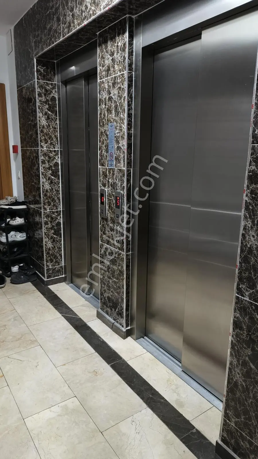 Ataşehir De Site İçinde Otaparklı Geniş Yüksek 2+1 Daire - Görsel 3