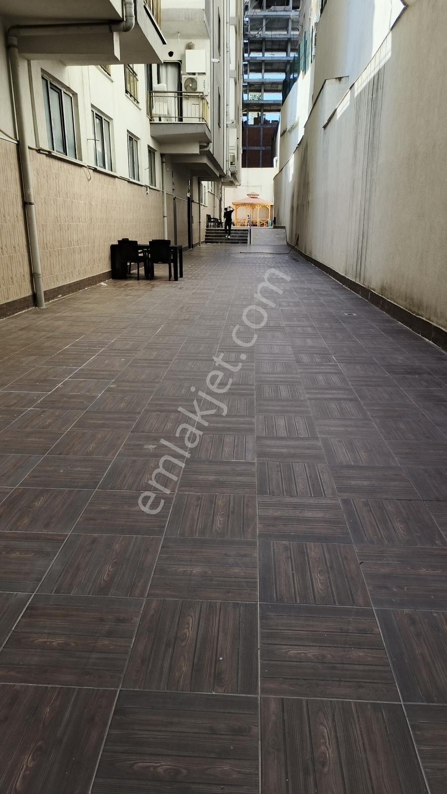 Ataşehir De Site İçinde Otaparklı Geniş Yüksek 2+1 Daire - Görsel 22