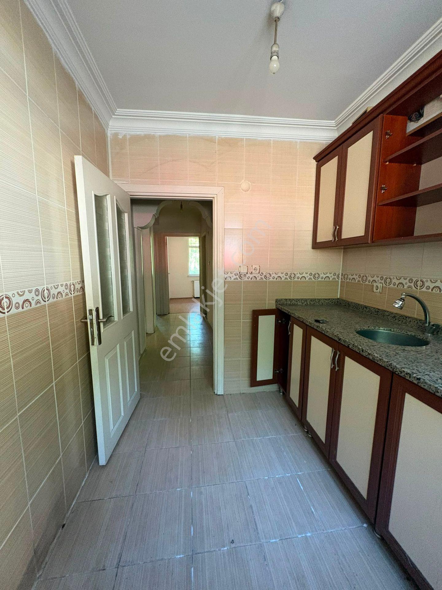 İletişim'den Eyüp Akşemsettin Bölge Parkı Karışısı Kiralık 2+1 Kot1 Uygun Fiyata Kiralık Daire - Görsel 8