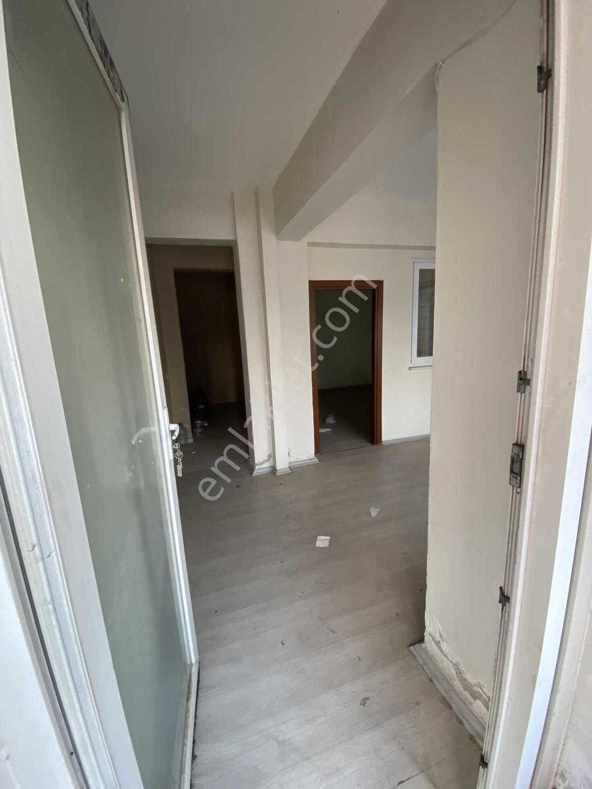 Buca Kozağaç Mahallesinde Satılık Köşe Dükkan - Görsel 9