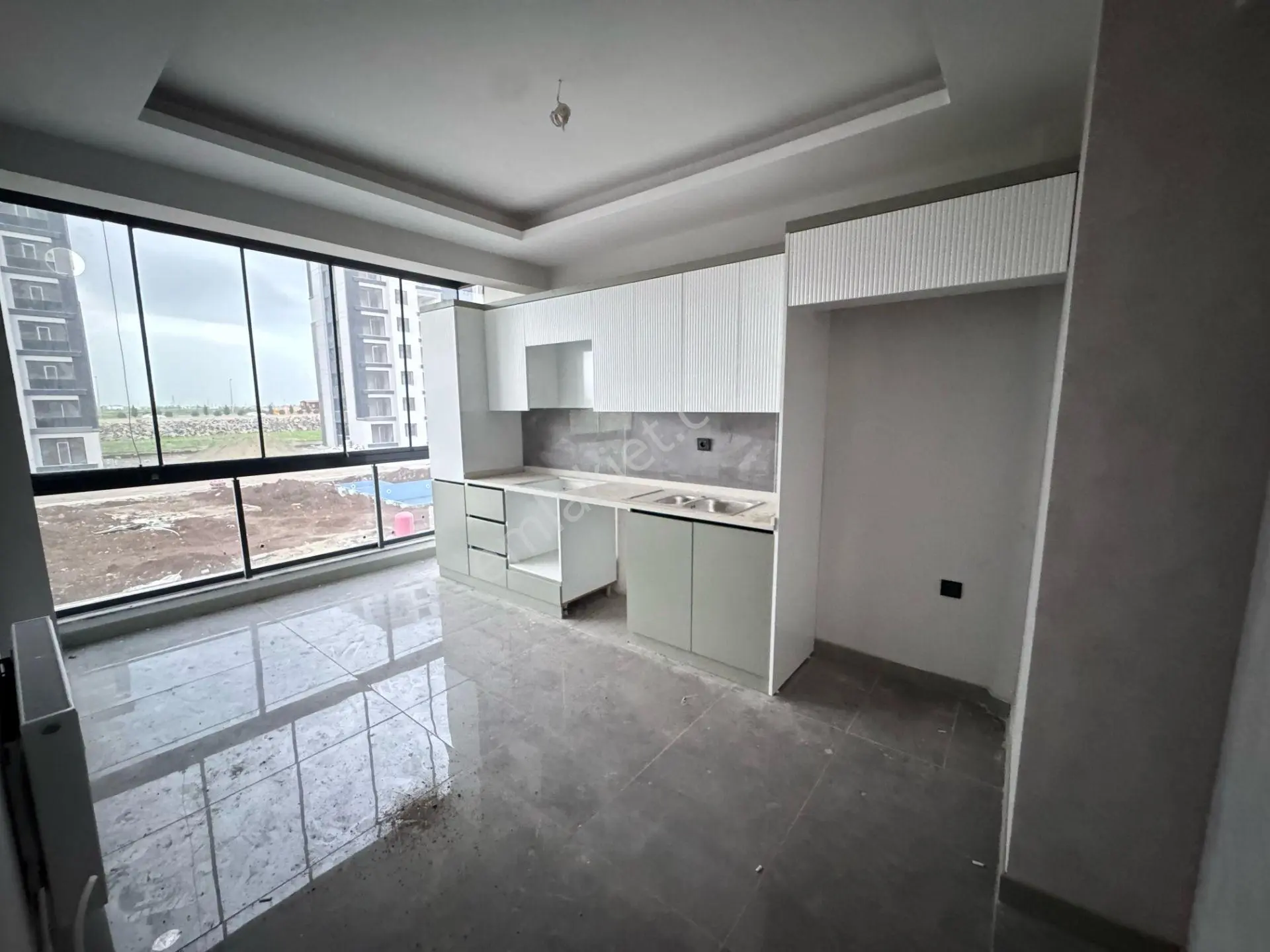 Four Land'den Elazığ Yolu Chery Bayisi Karşısı 2+1 Sıfır Satılık Daire - Görsel 2