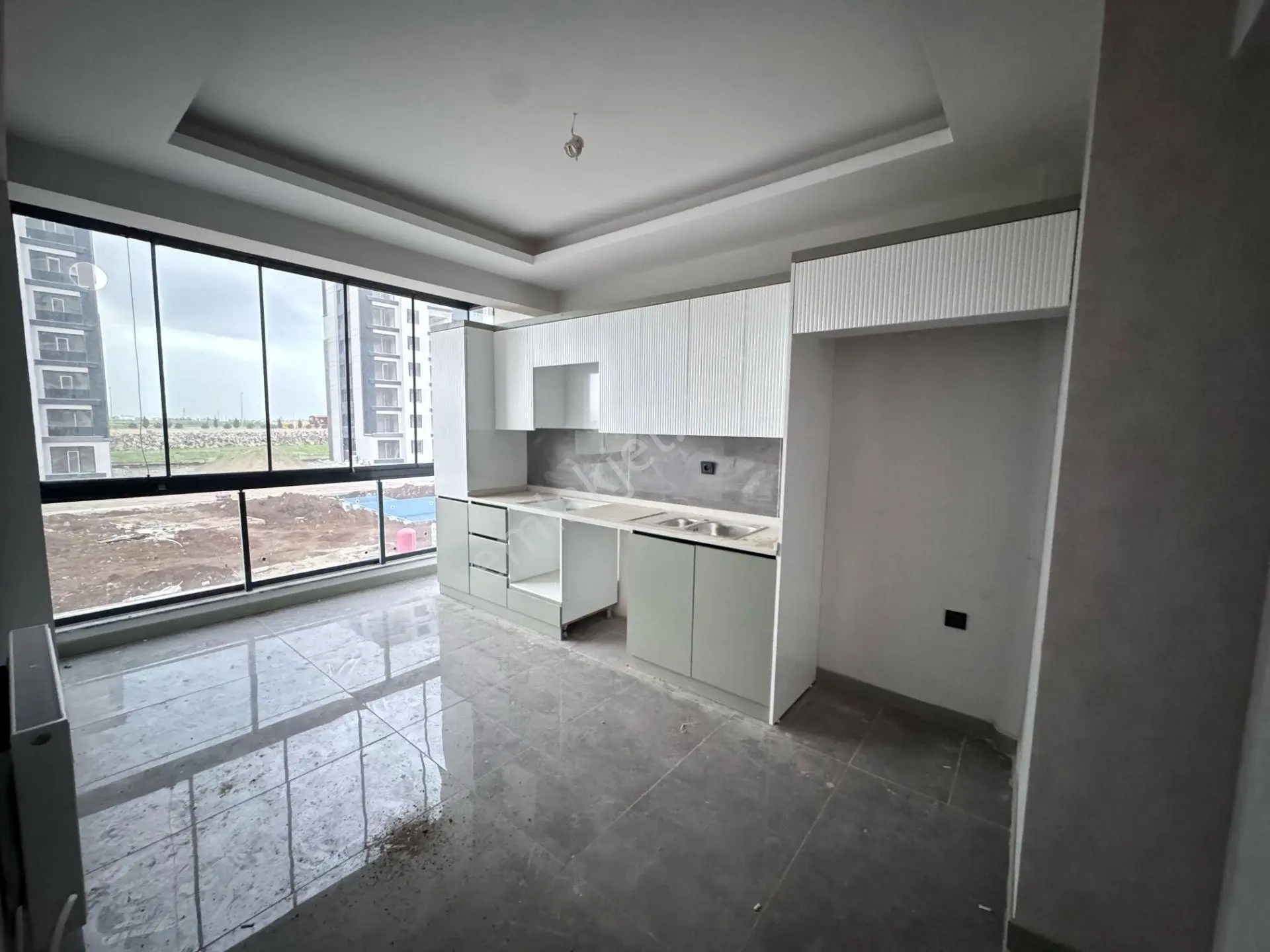 Four Land'den Elazığ Yolu Chery Bayisi Karşısı 2+1 Sıfır Satılık Daire - Görsel 3