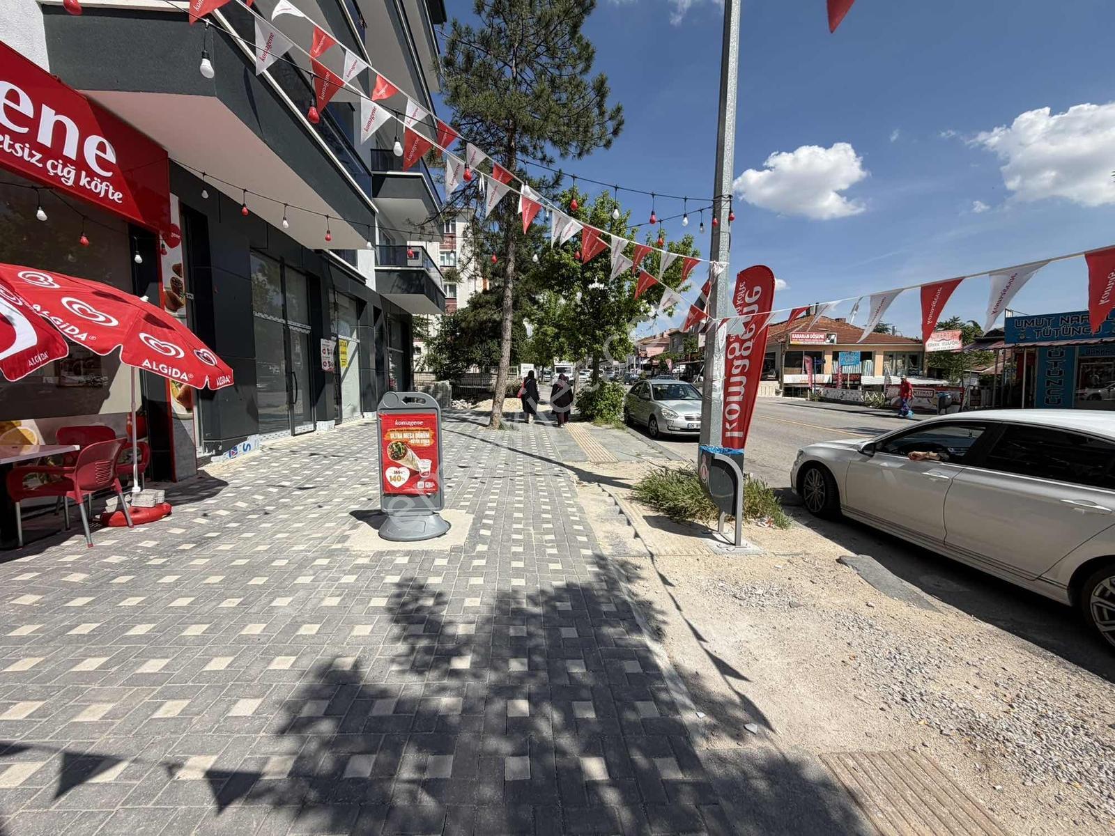 A L C Den Tabela Değeri Yüksek Cadde Üzeri Kiralık Dükkan - Görsel 16