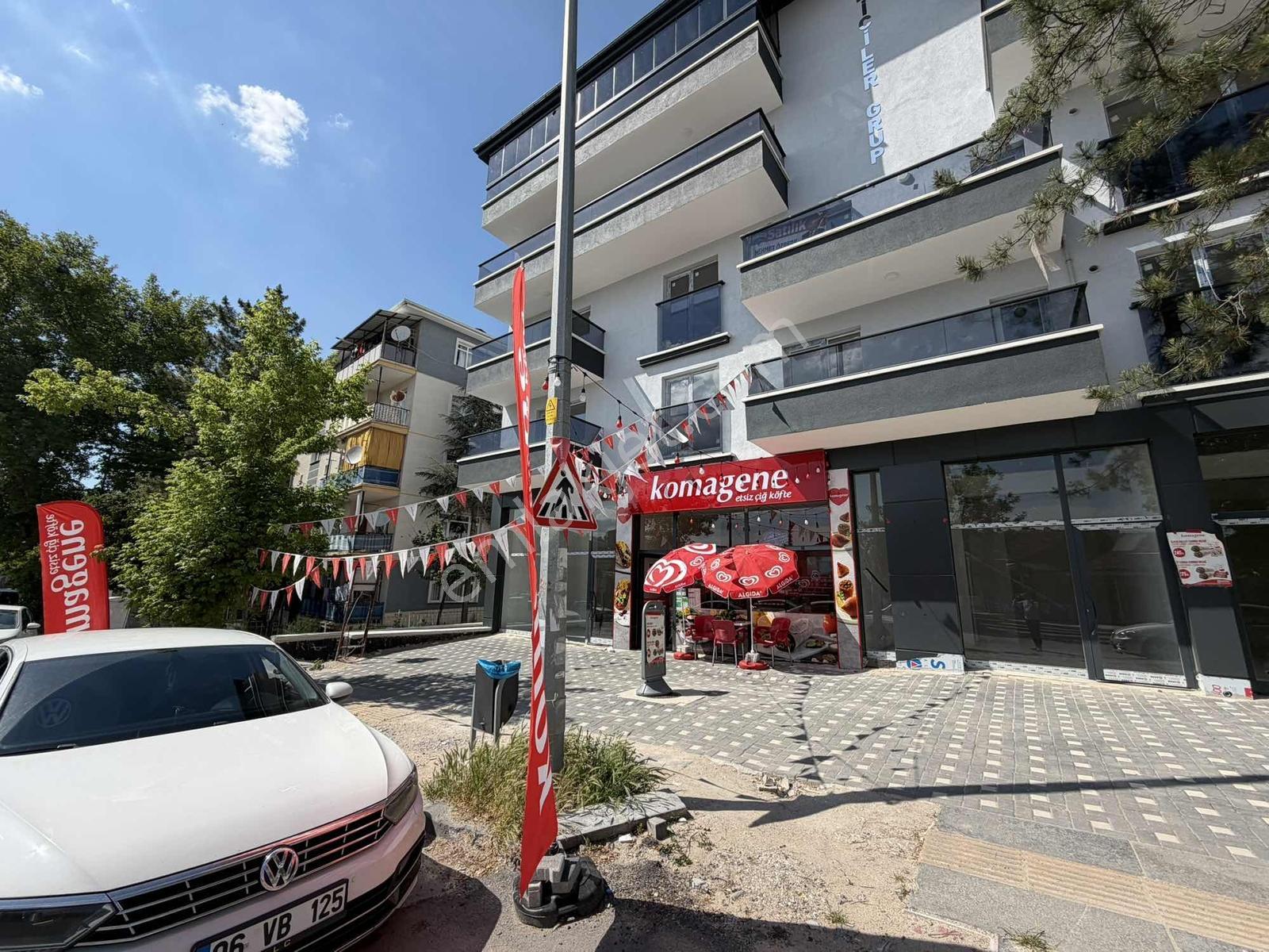 A L C Den Tabela Değeri Yüksek Cadde Üzeri Kiralık Dükkan - Görsel 11