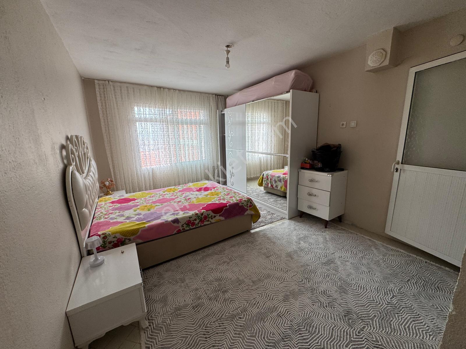 Akyüz Emlaktan Karabağlar Gazi Mah. 2+1 Satılık 103 M2 Daire - Görsel 8