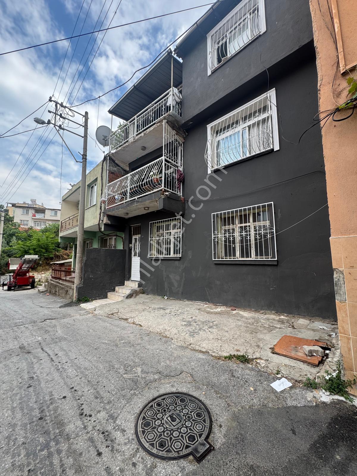 Akyüz Emlaktan Karabağlar Gazi Mah. 2+1 Satılık 103 M2 Daire - Görsel 25
