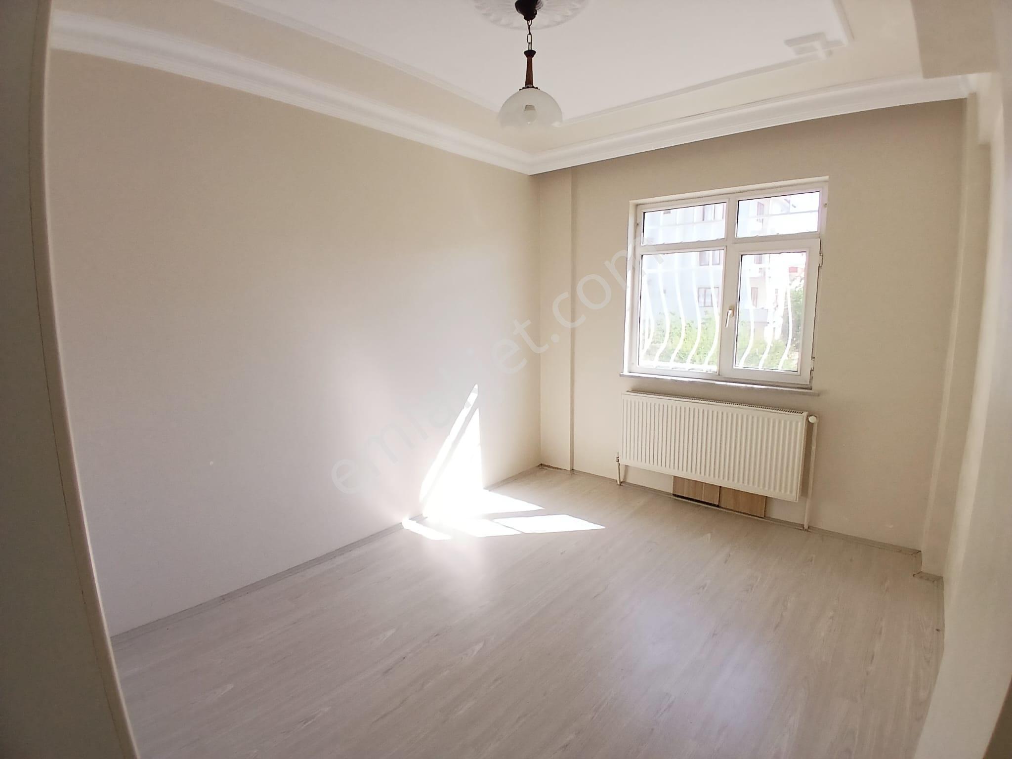 Akçay Emlak'tan Akşehir Çarşı Merkez Stadyum Yanında Bakımlı Kiralık 3+1 Daire - Görsel 24
