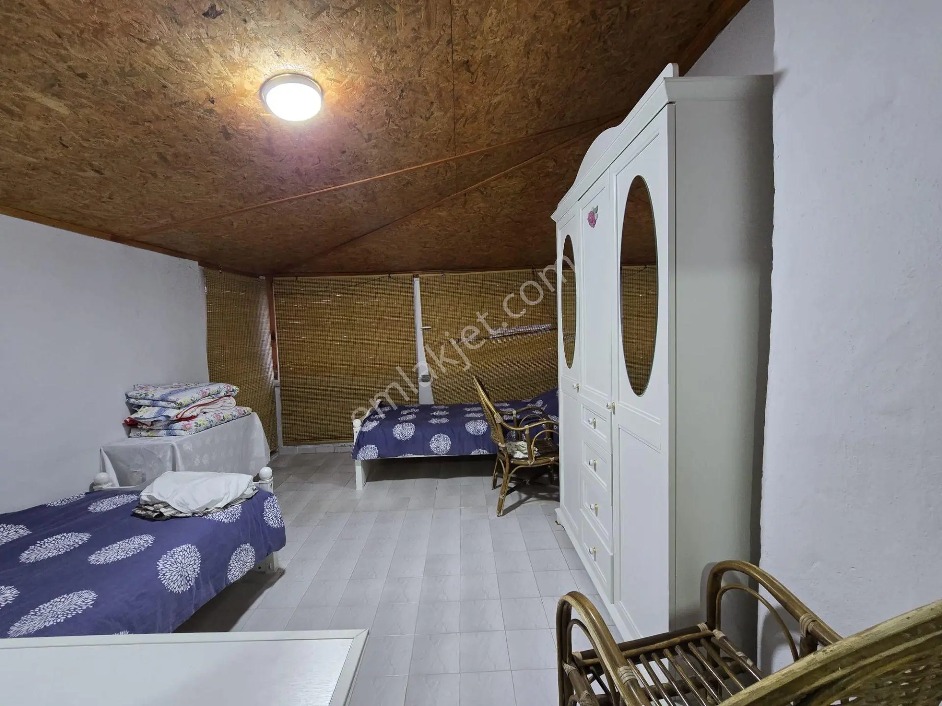 Yenice De Kiralık3+1 Havuzlu Yazlık