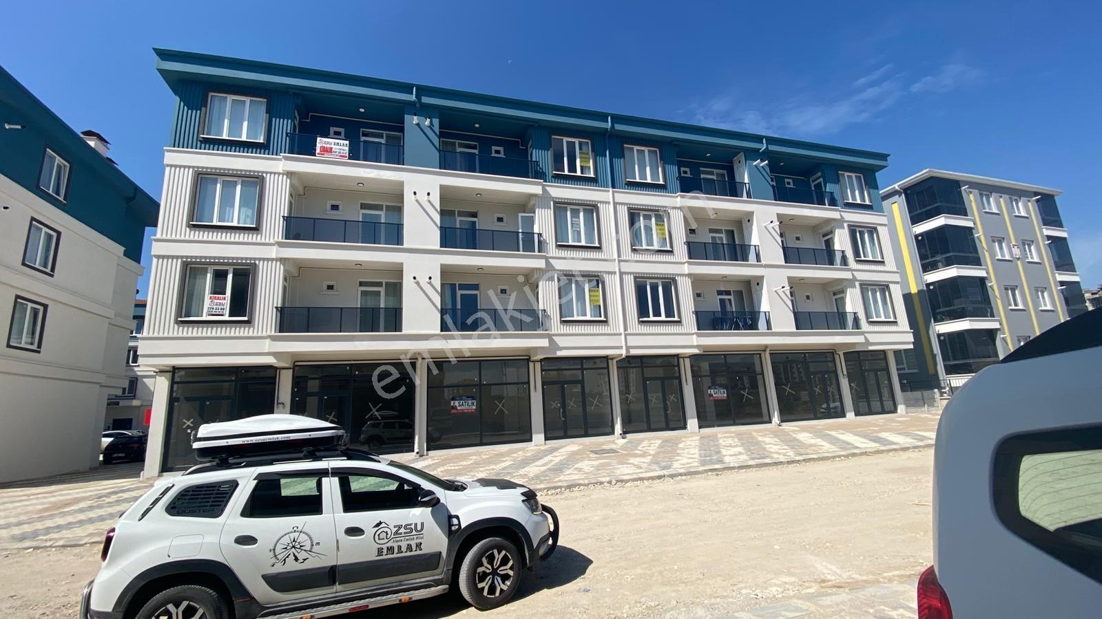 Afyon Özsu Emlak'tan Diş Hastanesi Arkası Eşyalı 1+1 Daireler - Görsel 3