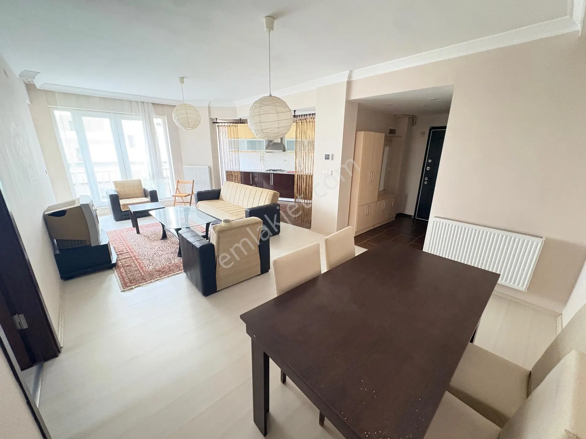 Marmara'dan Fatih Afad Karşısı 2+1 Eşyalı Kiralık Daire - Görsel 2