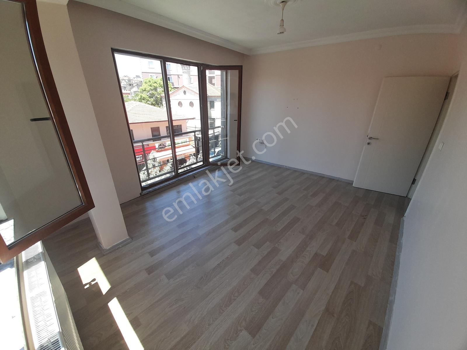 Kerim'den Ayvacık'ta Çarşı Konumda 2+1 Kiralık Daire - Görsel 28