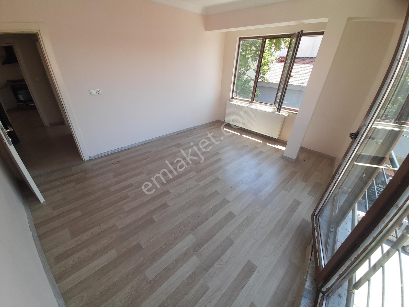 Kerim'den Ayvacık'ta Çarşı Konumda 2+1 Kiralık Daire - Görsel 35