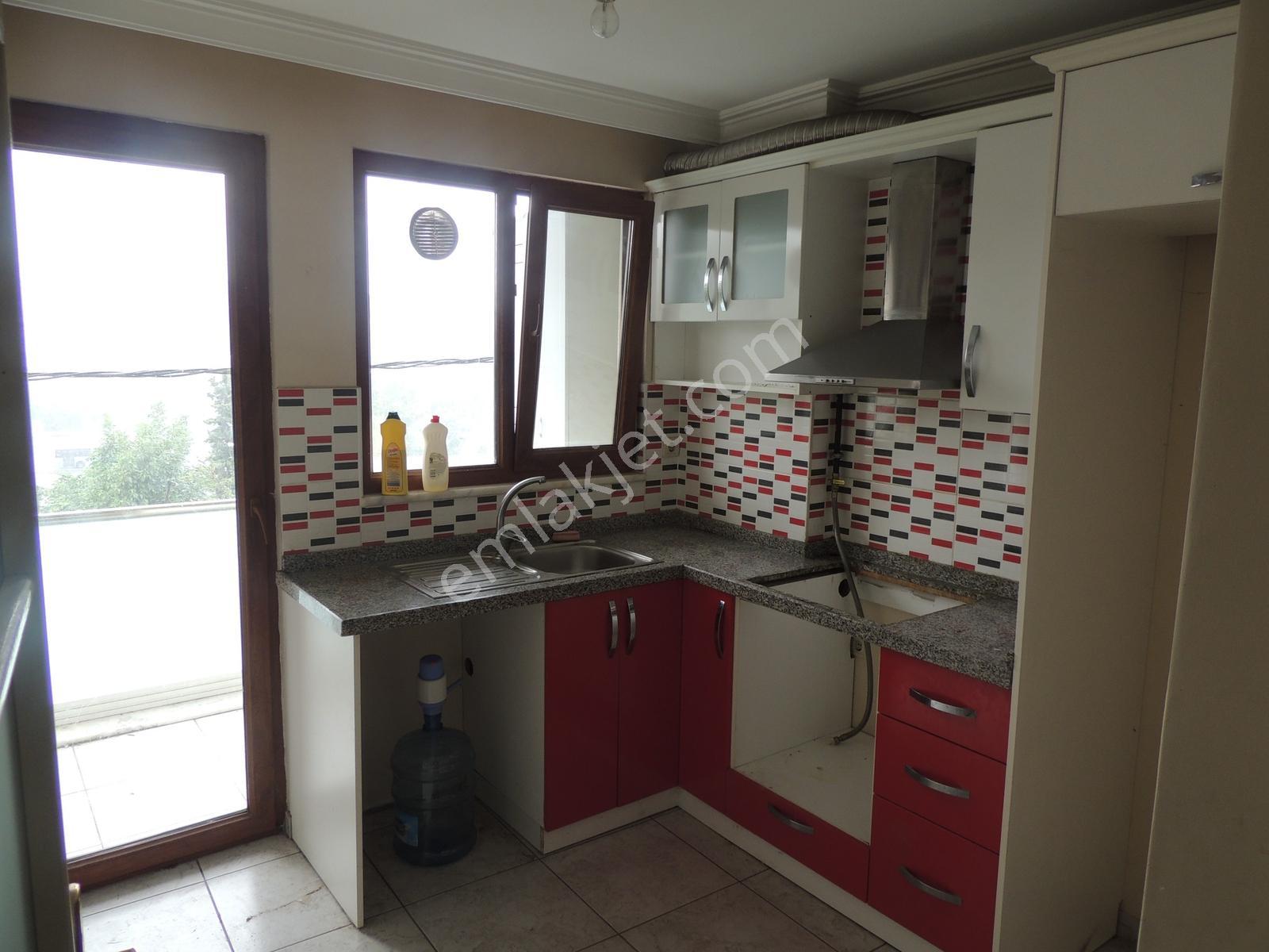 Evinibul'dan Metroya Yakın İskanlı Binada 100m2 3+1 Arakat - Görsel 16