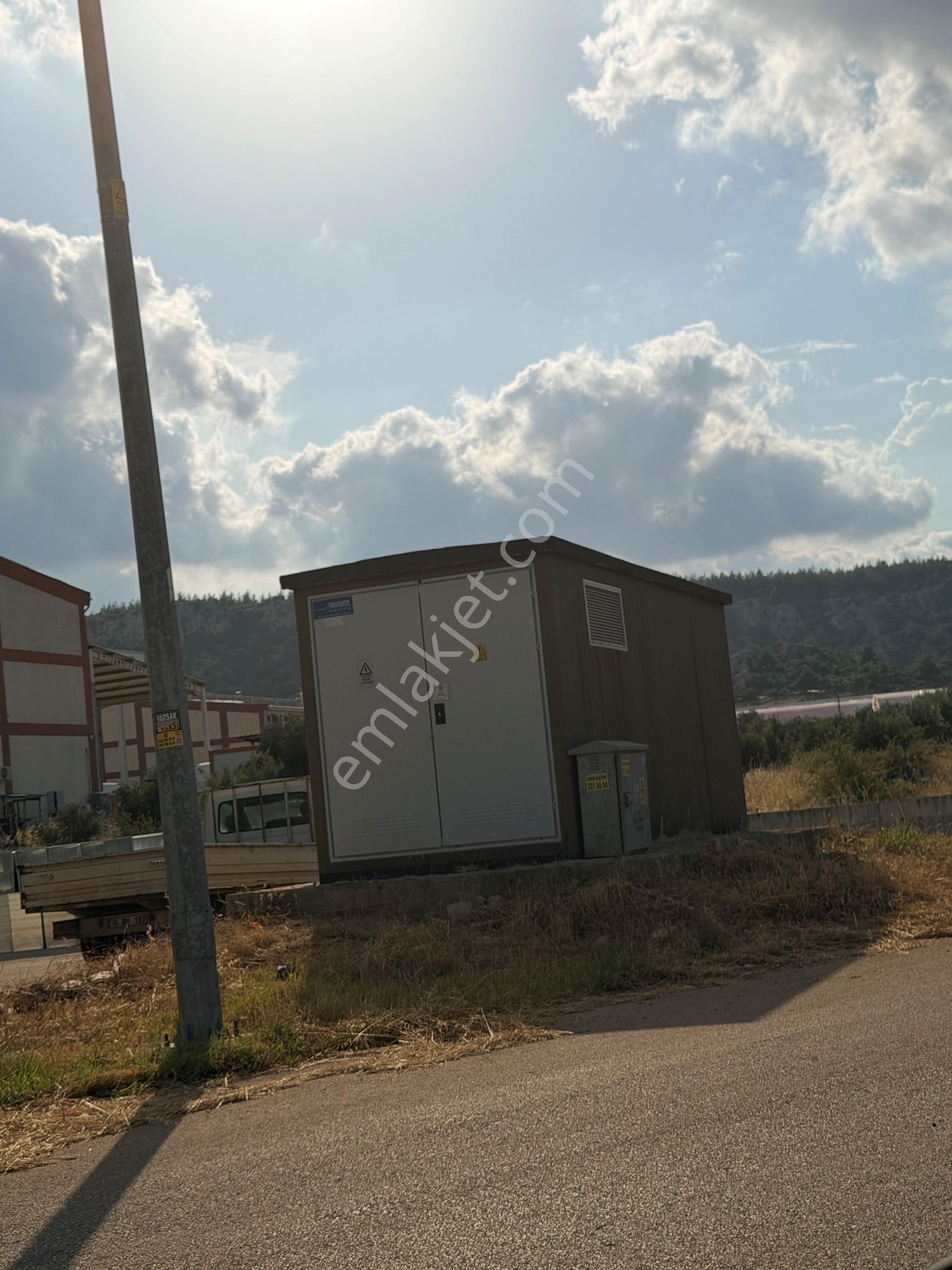 Altıayak Sanayi Bölgesi'nde 4 Adet Tır Giriş Kapısı Bulunan 1.200 M² Ticari Alan Kiralık. - Görsel 26