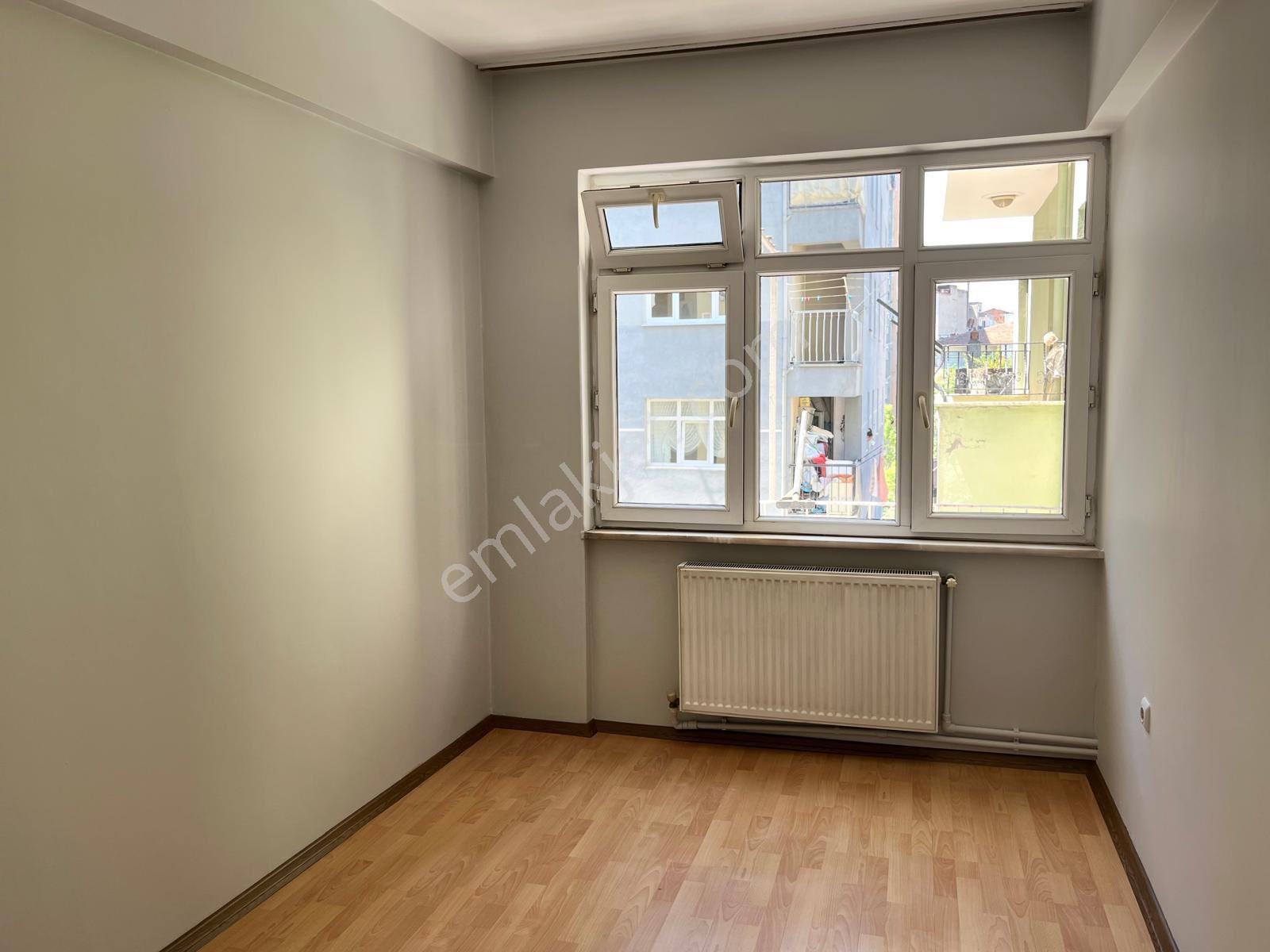 Ciftlik Mahallesinde İci Temiz Satılık Daire - Görsel 7