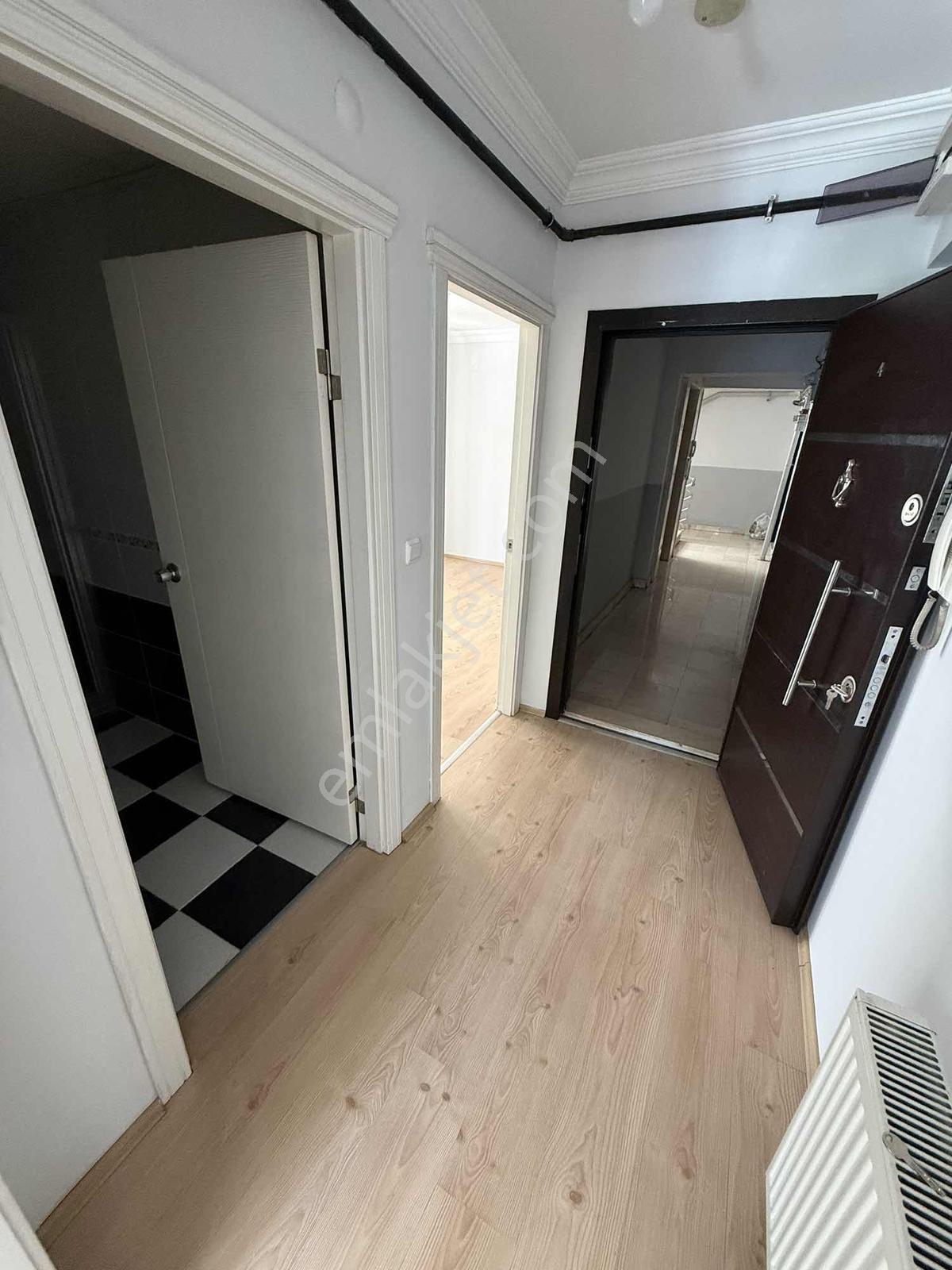 Bahçelievler Metro Yakını Katt Kiralık 1+1 Daire - Görsel 9