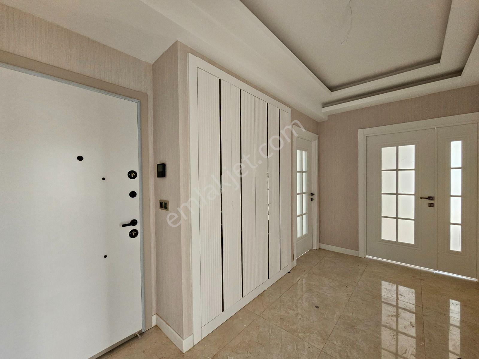 Genç Osman Caddesi’ne Cephe Site İçi Satılık Daireler - Görsel 25