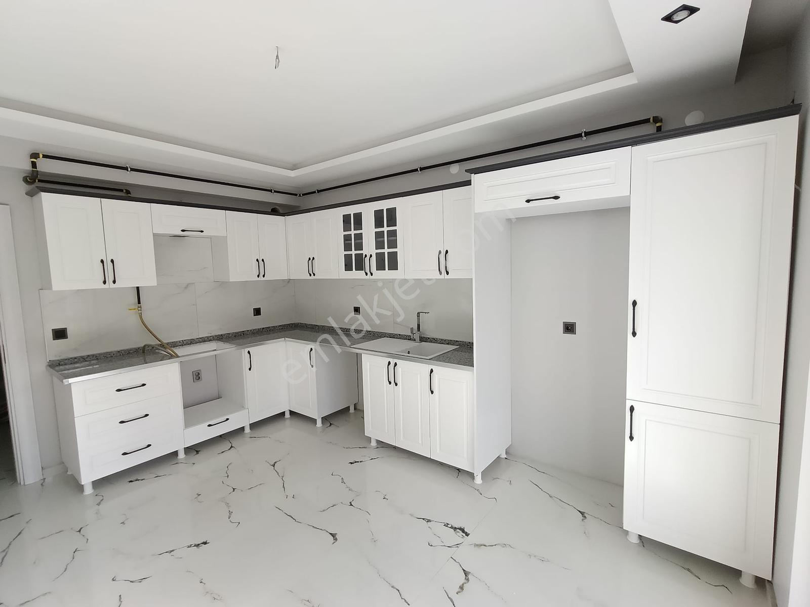 Merkez Saraybosna'da Sıfır Bina 140 M2 3+1 Satılık Daireler