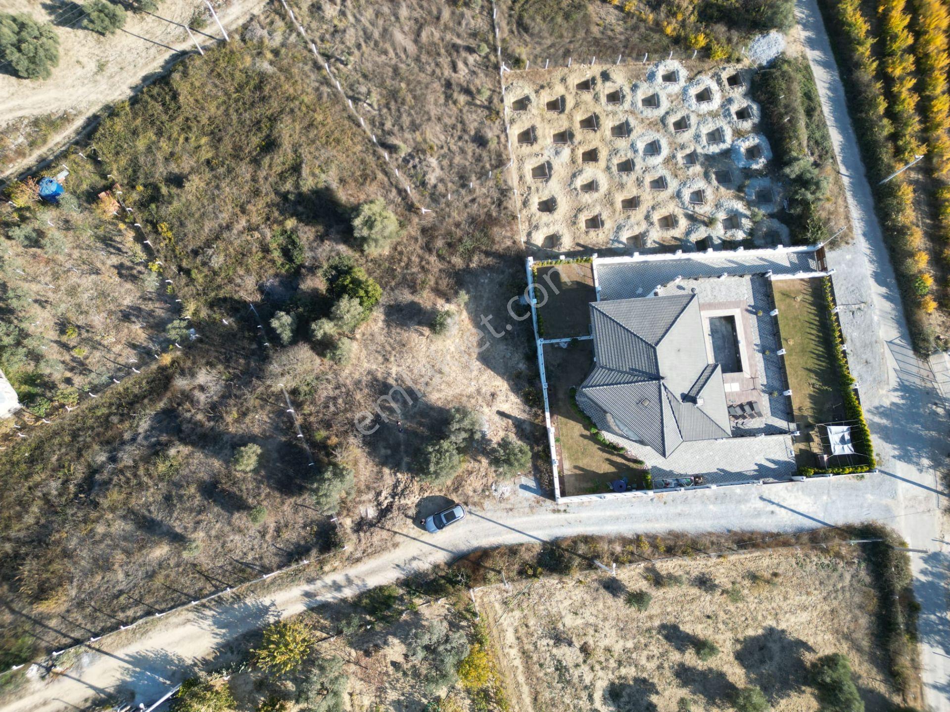 Kuşdasında Malikane İmarlı Arsa - Görsel 3