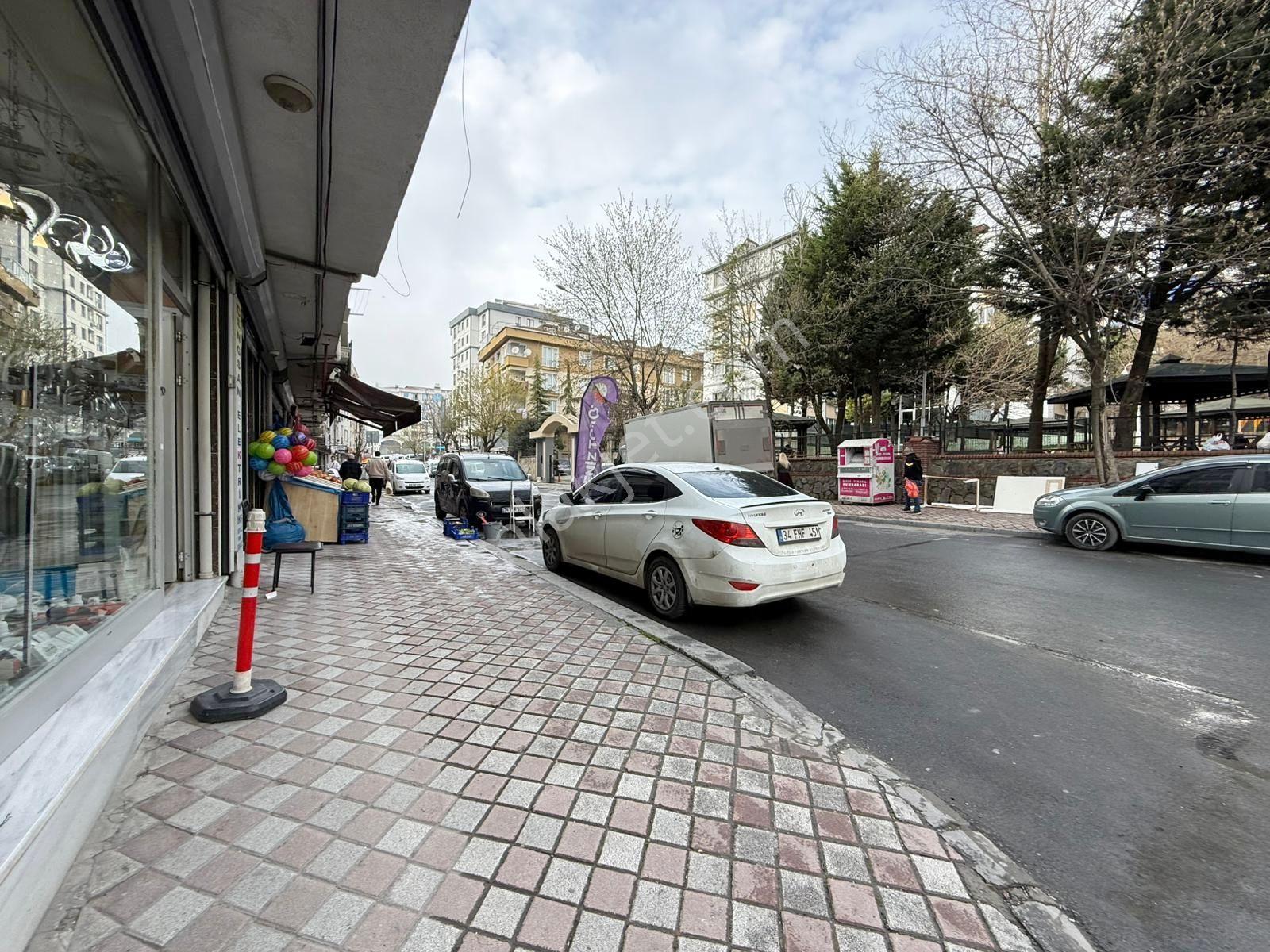 Bağlarçeşme Mahallesi Cadde Üzeri 130m2 Depolu Fırsat Dükkan! - Görsel 7