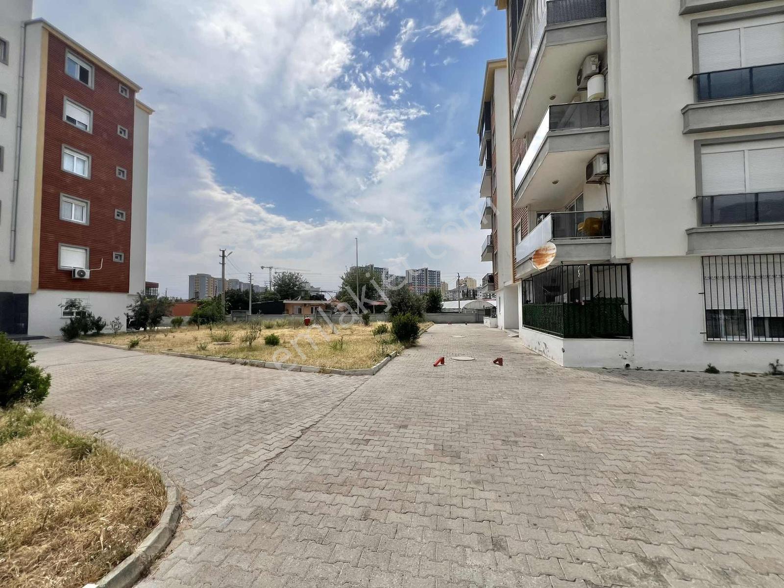 Beşkonaklılarda Ebeveyn Banyolu Cambalkonlu Ayrı Wc Site İçi 2+1 - Görsel 28