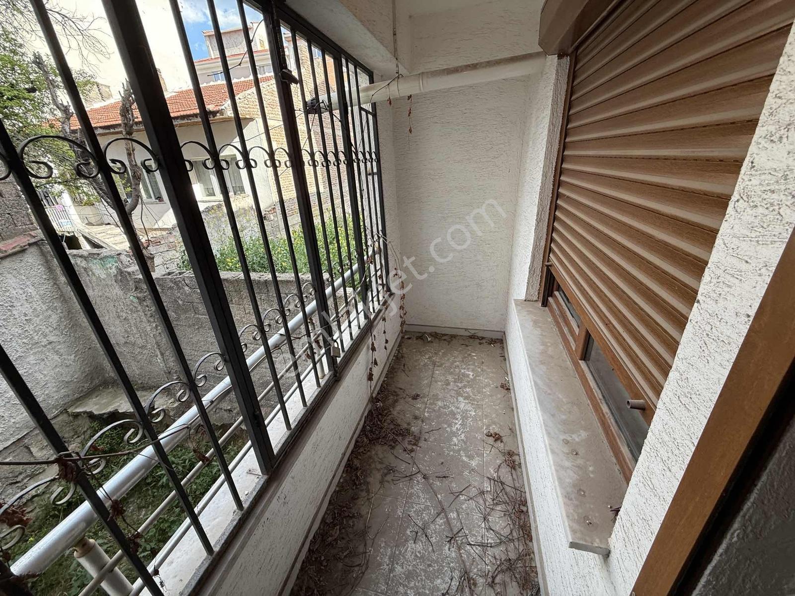 Emek Mah. Cadde Üzeri 3+1 140m2 Daire - Görsel 9
