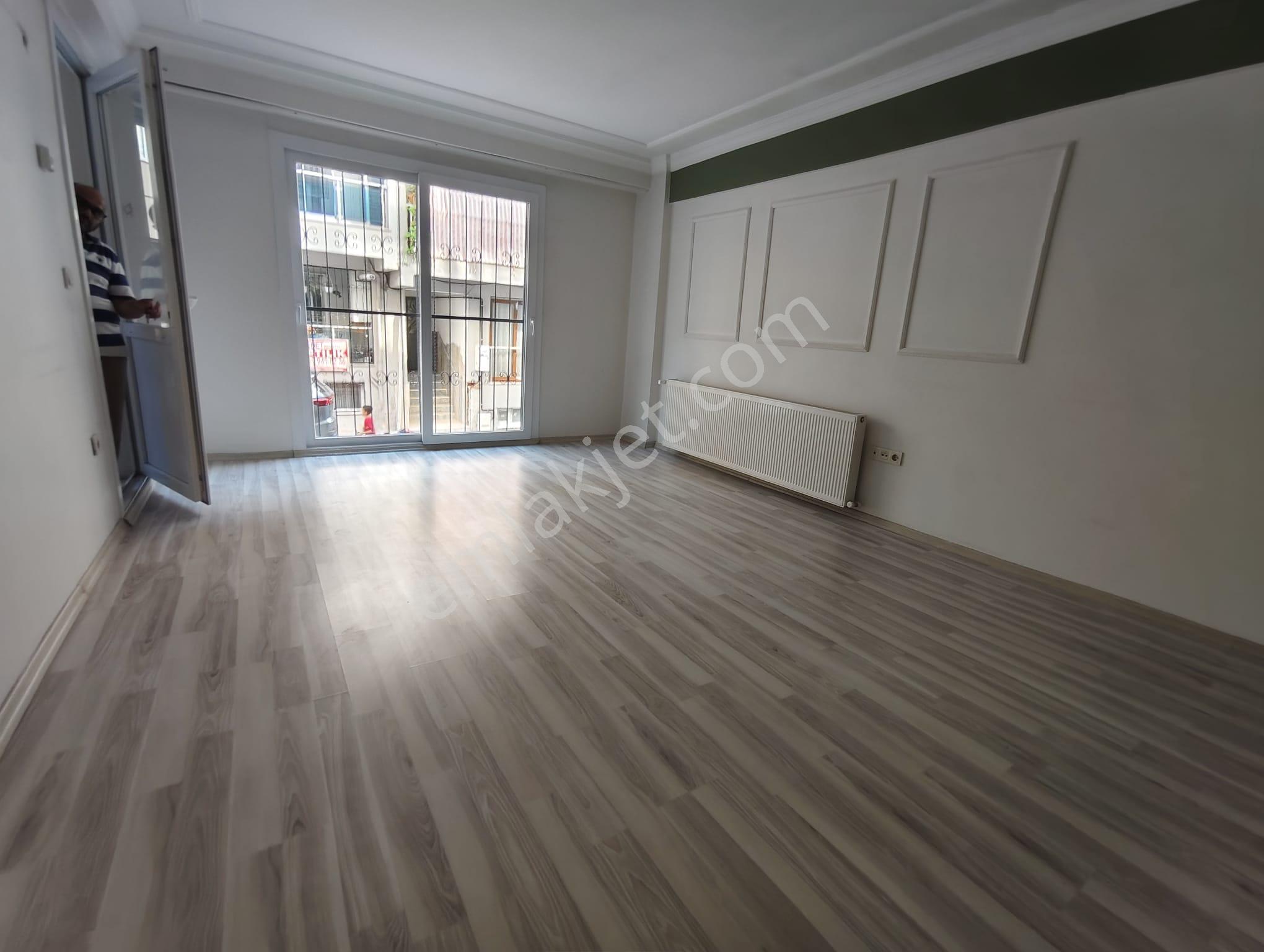 Küçük Çiğli Mahallesinde Ebeveyn Banyolu 3+1 Kiralık Daire - Görsel 33