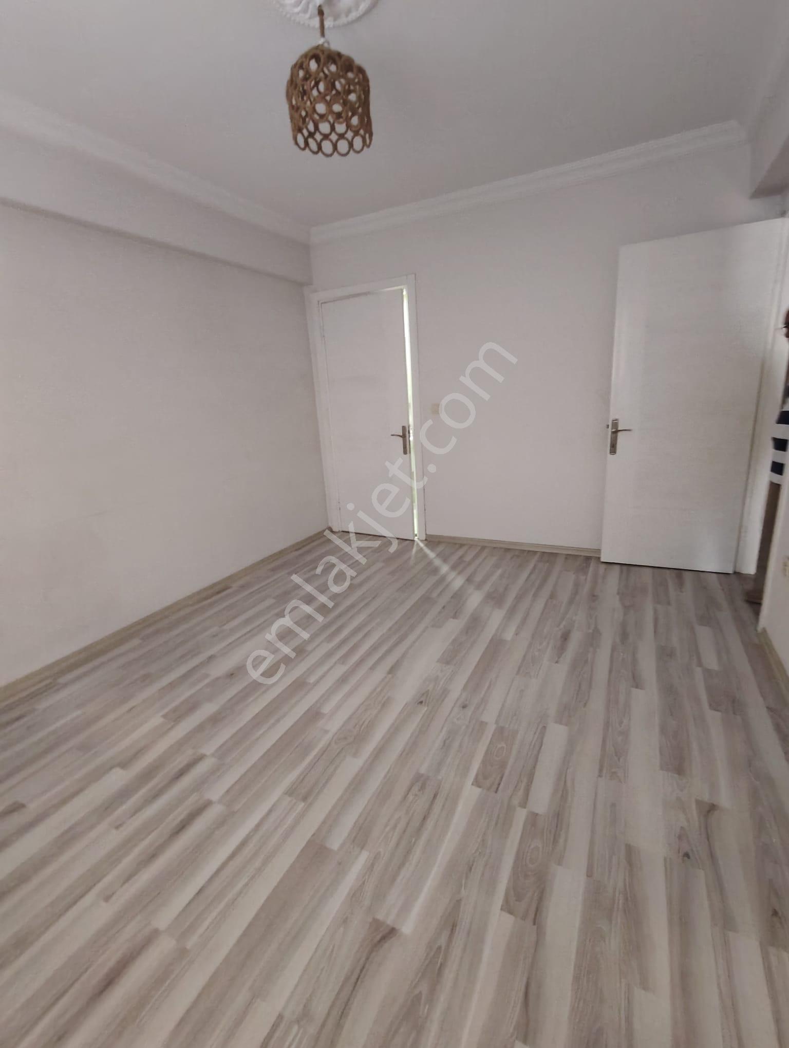 Küçük Çiğli Mahallesinde Ebeveyn Banyolu 3+1 Kiralık Daire - Görsel 27