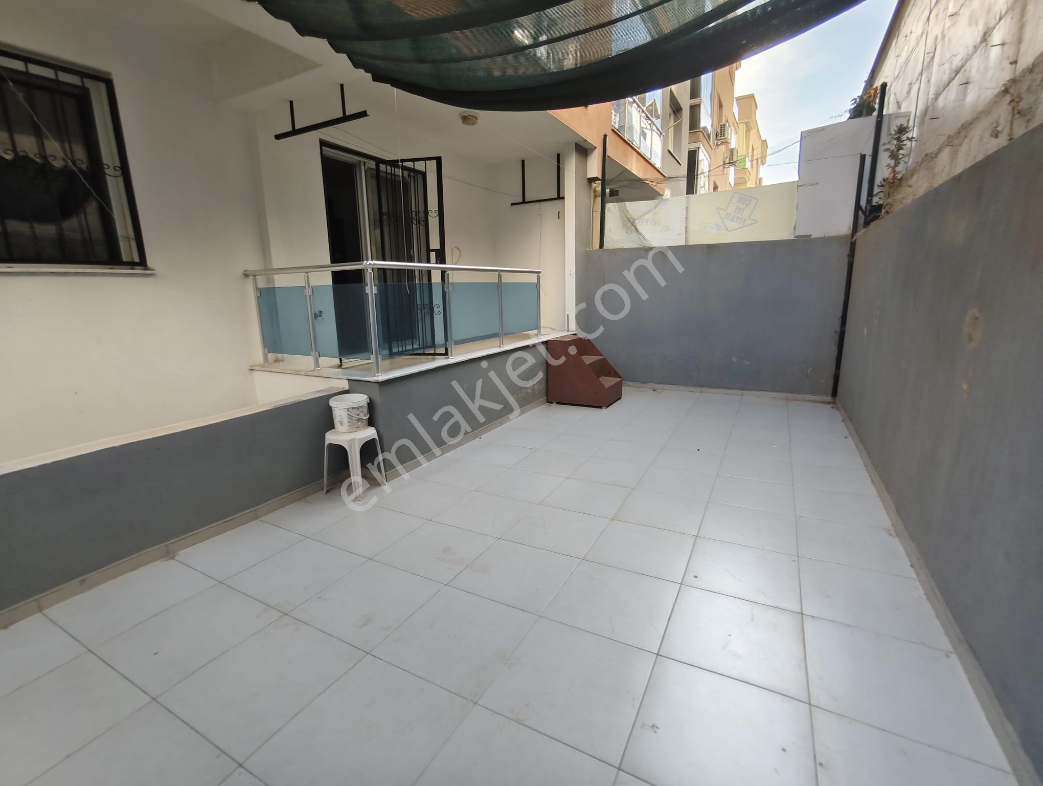 Küçük Çiğli Mahallesinde Ebeveyn Banyolu 3+1 Kiralık Daire - Görsel 8