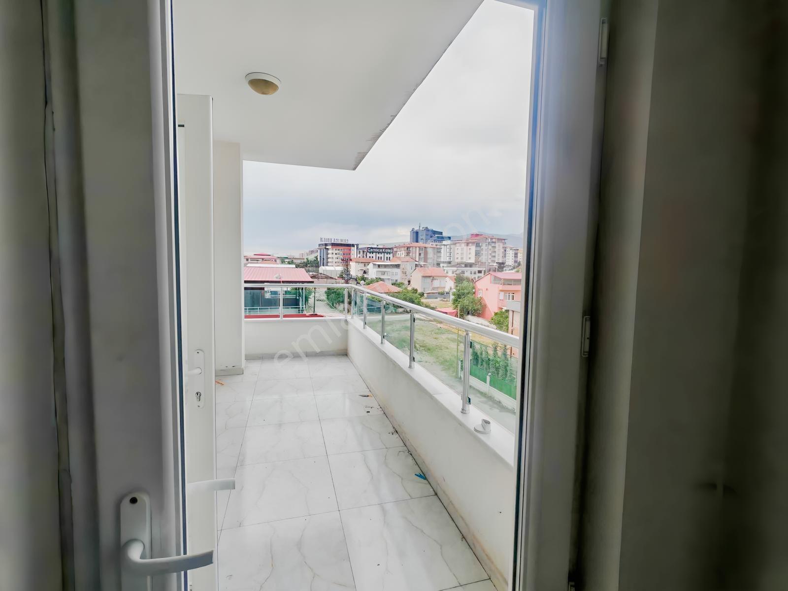 Maşti Civarı Kiralık Yatay Mimari Hsarsz 3+1 Daire - Görsel 15