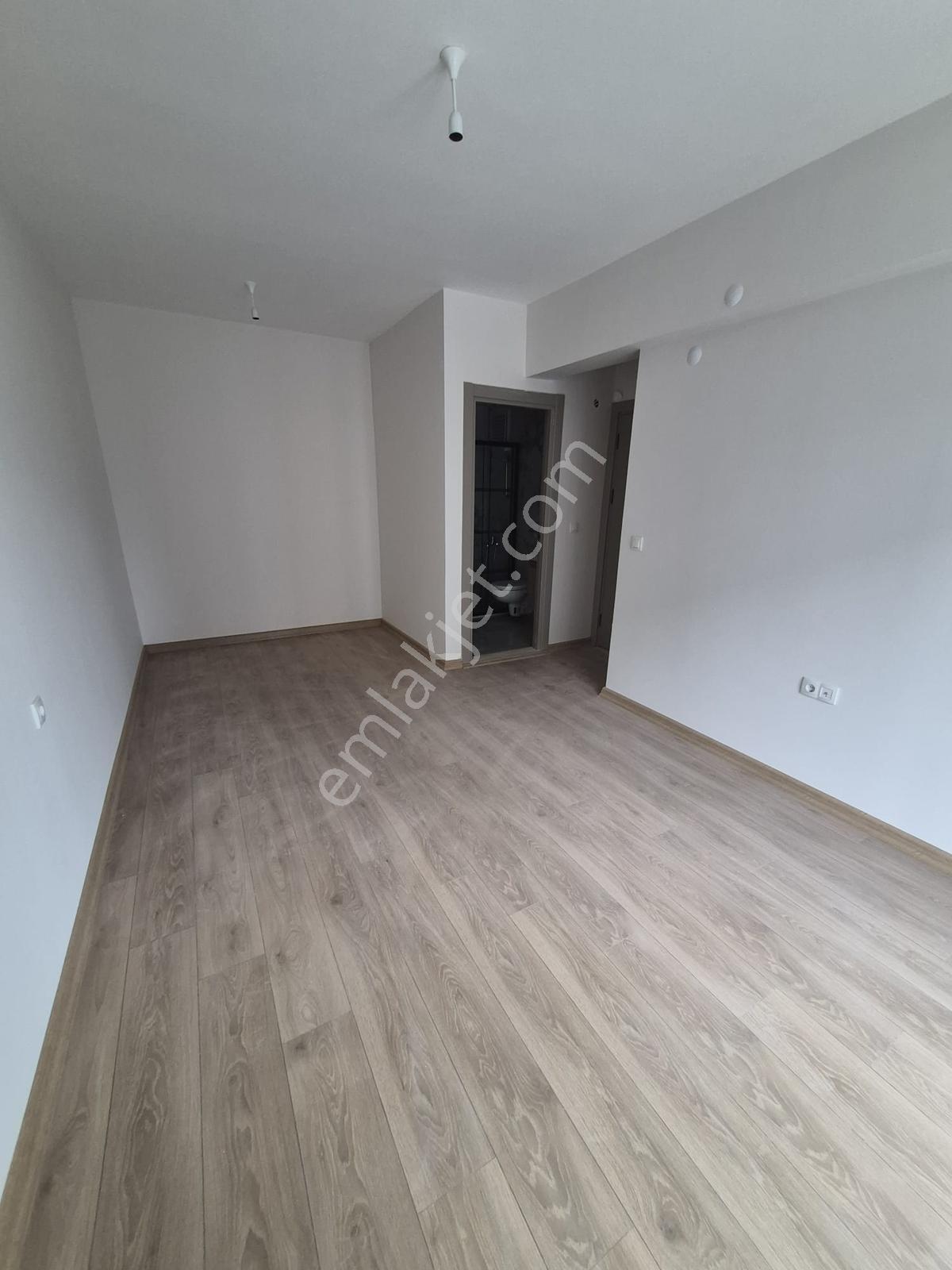 Çanakkale İsmetpaşa Mahallesi Kiralık 3+1 Arakat Daire - Görsel 13